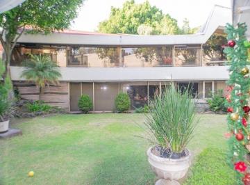 2090e6b806e58d1e9def0d0be5e16cbf7b29cf71143cc6537aea936d10129212 · Casa en Venta en Calle Cerrada, Mejor Que un Condominio, en El Pedregal
