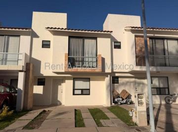 Casa de 3 habitaciones, El Marqués · Casa en Renta en El Mirador Querétaro