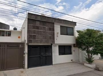 Casa de 4 habitaciones, San Luis Potosí · Venta de Casa Sierra de Las Minas Lomas 4ta Seccion San Luis Potosi