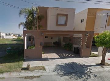 Casa de 3 habitaciones, Cadereyta Jiménez · Casa en Venta en Nuevo Leon