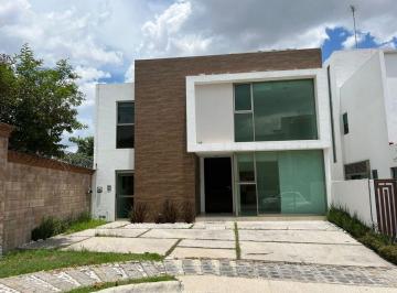 Casa de 3 habitaciones, San Andrés Cholula · Casa en Renta Parque de La Plata. Lomas de Angelópolis. Puebla