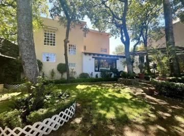1 · Casa en Venta en Jardines del Ajusco Secc 2, Tlalpan.