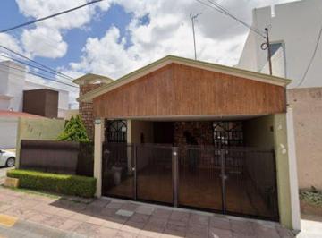 Casa de 4 habitaciones, Aguascalientes · Venta de Casa Sierra de La Canela Bosques del Prado Aguascalientes