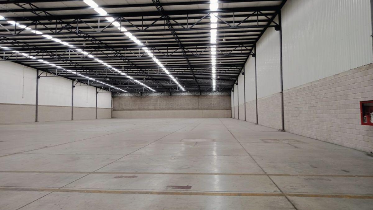 Rento Bodega, con Segurdad 24 Horas, Uso de Suelo Industrial.