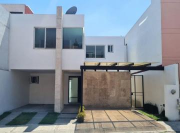 Casa de 3 habitaciones, San Pedro Cholula · Hermosa Casa en Venta en Cholula Puebla Mex