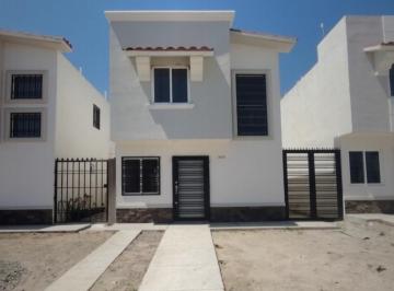 Casa · 96m² · 2 Recámaras · 2 Estacionamientos · Casa en Fraccionamiento Stanza