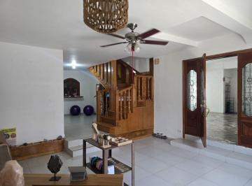 Casa de 2 habitaciones, Santa Catarina · Casa en Venta en Santa Catarina