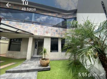 Casa de 4 habitaciones, Metepec · Casa en Venta Club de Golf San Carlos, Metepec