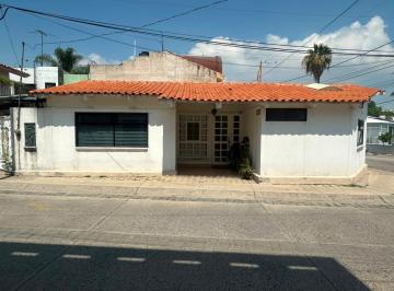 Casa · 128m² · 2 Recámaras · 1 Estacionamiento · Casa en Venta en Real del Bosque Zona Norte