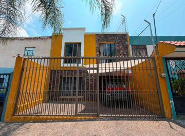 Casa de 5 habitaciones, Guadalajara · Casa en Venta en San Marcos Totalmente Remodelada