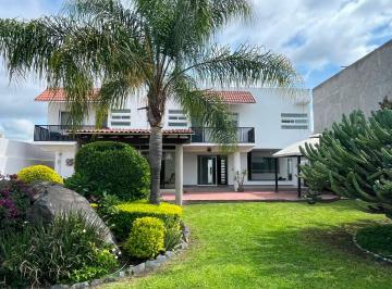 Casa en condominio de 3 habitaciones, Querétaro · Renta Casa en Juriquilla Santa Fe Privada Cañada con Amplio Jardin