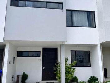 Casa en condominio · 138m² · 3 Recámaras · 2 Estacionamientos · Casa en Venta Adamar, Dentro de Coto