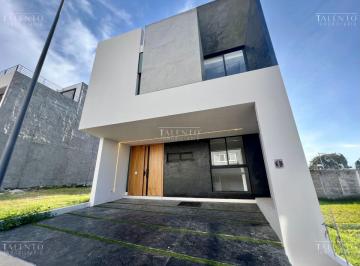 Casa de 3 habitaciones, Zapopan · Casa en Venta Valle Imperial, Zapopan Jalisco