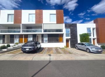 Departamento · 127m² · 2 Recámaras · 2 Estacionamientos · Departamento en Renta en Santa Fe Juriquilla