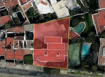 Terreno / Lote · 1215m² · Terreno en Jardines del Bosque