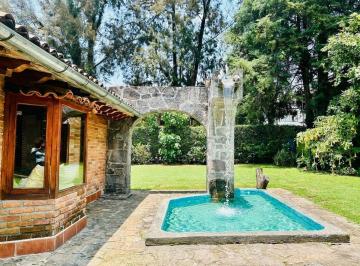 89d29cff602993e7d30ab6370c7647d08565ec37cfaeb6b2fc1436208953053f · Linda Casa en Renta Vacacional Valle de Bravo