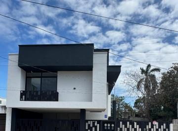 Casa de 3 habitaciones, Tampico · Casa Nueva Tampico Cerca Laguna del Carpintero