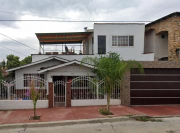 Casa de 4 habitaciones, Tecate · Casa de 4102 m² con 4 Recámaras en Venta en El Refugio