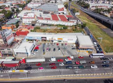 Local comercial · 97m² · 25 Estacionamientos · Local en Puente de Vigas con Estacionamiento en Av Principal
