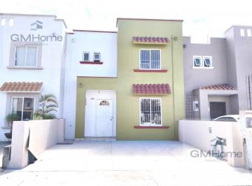 Casa · 200m² · 4 Recámaras · 2 Estacionamientos · Casa en Fraccionamiento Mangos II, Mazatlán, Sinaloa.