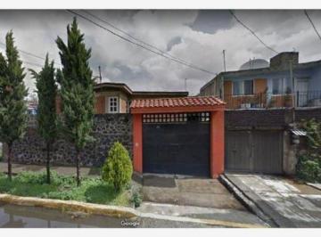 Casa de 2 habitaciones, Tlalpan · Venta de Casa en Pedregal de San Nicolas 1era Secc, Tlalpan. Ciudad de Mexico