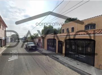 Casa de 5 habitaciones, Colima · Casa en Calle Medellín Casa 440 Fracc. Colima Centro Cp 28000, Colima.