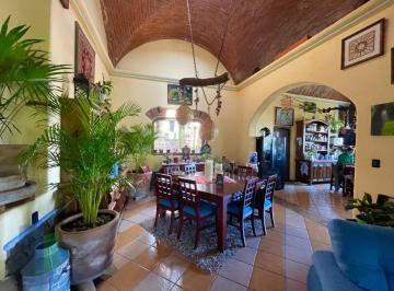 1314e05f8f4dcec2fc87f22e98d562184b913719679e9ea9202f511b53b6613a · Casa en Venta en Huertas La Joya, Estilo Campestre.