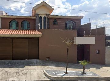 Casa de 4 habitaciones, Guadalajara · Casa en Venta