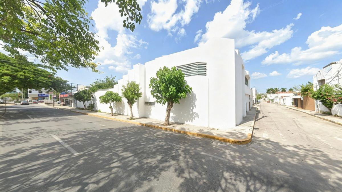 Casa de 300 m&sup2; con 5 Recámaras y Alberca, en Venta en Campeche