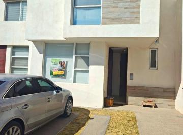 Casa · 100m² · 2 Recámaras · 2 Estacionamientos · Casa en Renta Amueblada Puerta Natura, Villa de Pozos San Luis Potosi