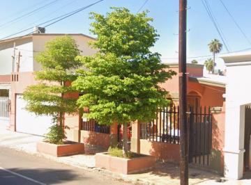 Casa de 3 habitaciones, Mexicali · Casa de 484 m² con 3 Recámaras en Venta en Villafontana, Bc