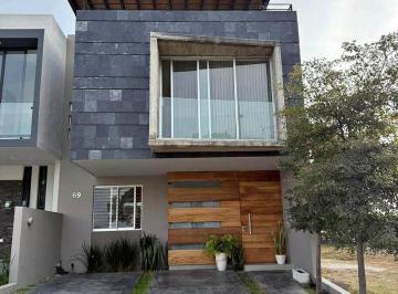 Casa en condominio de 3 habitaciones, Zapopan · Casa Residencial en Sendas Residencial