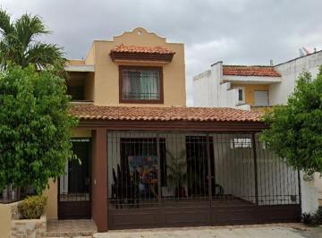 Casa de 4 habitaciones, Mérida · Casa en Venta