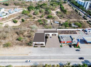 Local comercial · 63m² · 10 Estacionamientos · Local en Cruz de Huanacaxtle Sobre Carretera con Estacionamiento