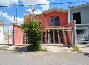 Casa · 344m² · 5 Recámaras · Casa Venta Col. Las Granjas, Chih.