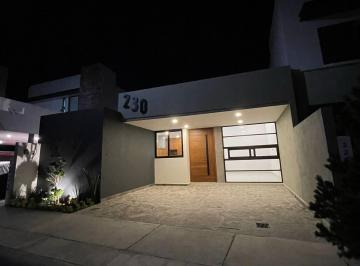 Casa · 150m² · 2 Recámaras · 2 Estacionamientos · Casa - Fraccionamiento Residencial Lomas Punta del Este