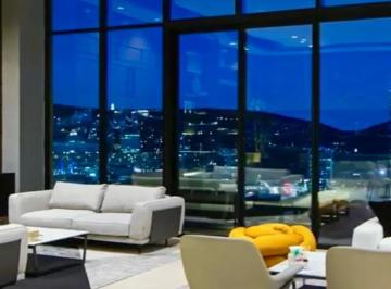 1 · Penthouse en Venta en Valle Oriente