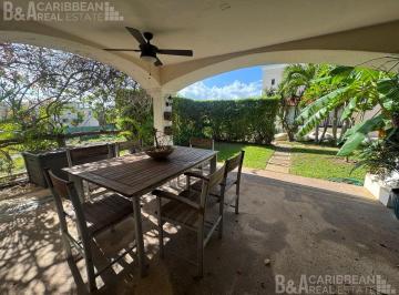 Villa · 198m² · 2 Recámaras · Casa en Venta o Renta en Residencial Las Cascadas - Zona Hotelera Cancún