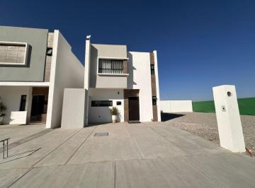 Casa · 115m² · 3 Recámaras · Casa en Venta en P Aurea, Ubicado Sobre La Carretera Torreón San Pedro, en Torreón Coahuila