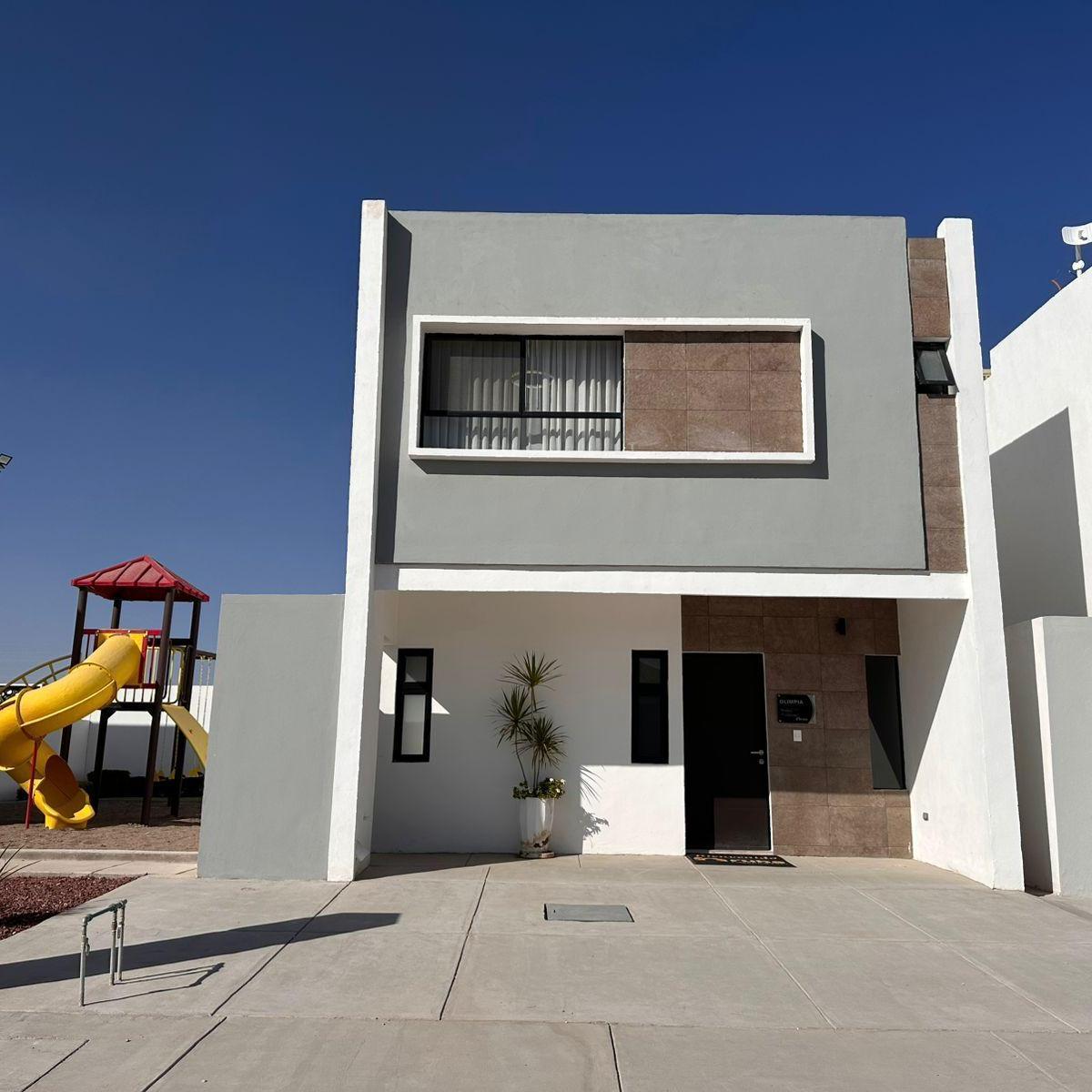 House for Sale in P. Aurea, Torreón, Coahuila
