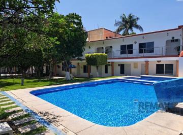 Edificio · 1393m² · 36 Recámaras · 35 Estacionamientos · Venta de Propiedad Propia Para Hotel Boutique en Cocoyoc, Morelos…clave 6295