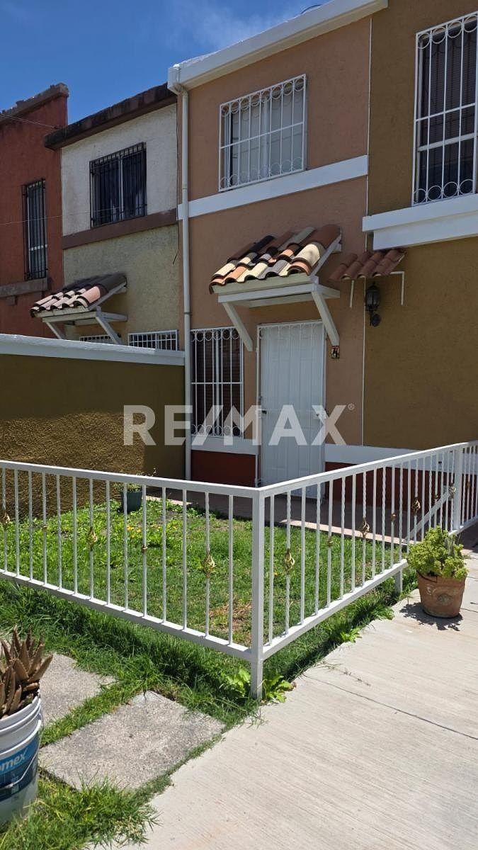 Bog - House for Rent in Tecámac