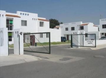 Casa en condominio de 3 habitaciones, Tlajomulco de Zúñiga · Casa Adjudicada en Fracc Altus Bosques, Zapopan Jalisco. Oportunidad Única de Inversión.