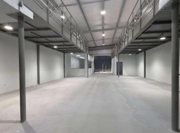 1 · Bodega Comercial en Renta en El Centro de Monterrey