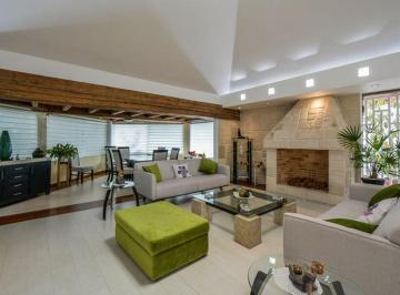 Casa de 4 habitaciones, Alvaro Obregón · Venta Casa en Jardines del Pedregal