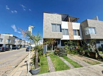 Casa de 3 habitaciones, Cuautlancingo · Casa en Venta de 148 m² de Construcción, de 3 Recámaras en Fraccionamiento Cerrado en Cuautlancingo