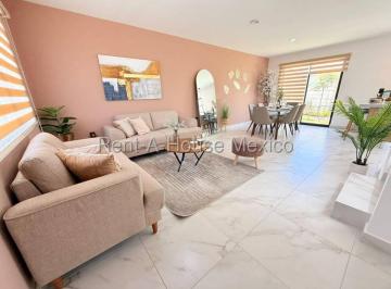 Casa en condominio Venta 100m² de 3 habitaciones · Casa en Condominio en El Mirador, Oportunidad Preventa, 3 Recámaras, 2 Estac, Alberca Gimnasio y Más
