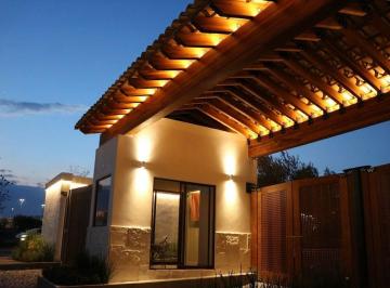 Casa de 4 habitaciones, Querétaro · Hermosa Casa con Recamara en Planta Baja