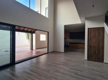 Casa en condominio de 3 habitaciones, San Miguel de Allende · Casa en Renta en San Miguel de Allende, Cerca de La Mega y 15 Min. Al Centro