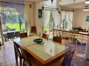 Villa · 250m² · 3 Recámaras · Villa en Venta en Playacar Fase 2